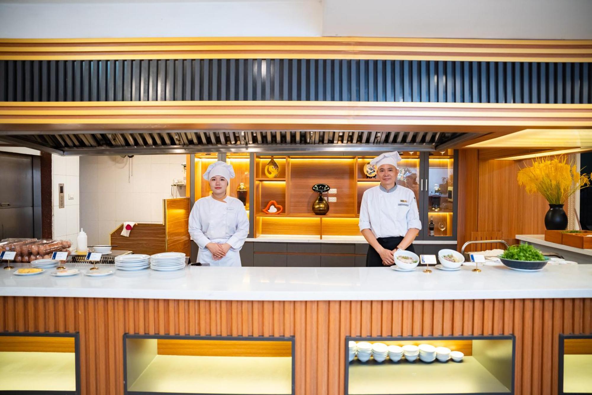 Muong Thanh Grand Hanoi Hotel Экстерьер фото